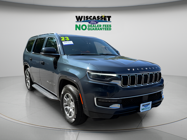 2023 Jeep Wagoneer Base