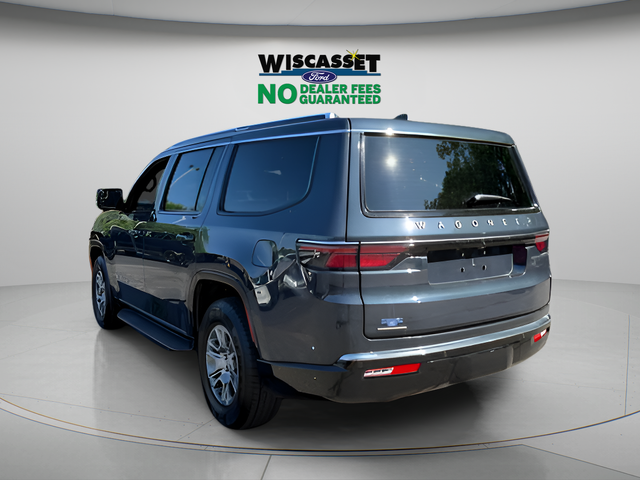 2023 Jeep Wagoneer Base