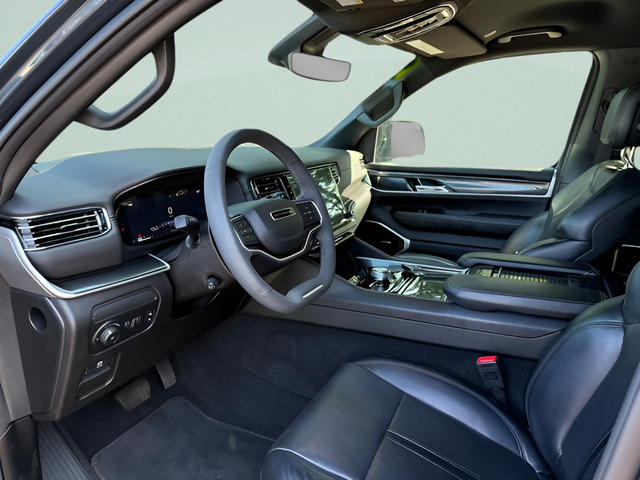 2023 Jeep Wagoneer Base