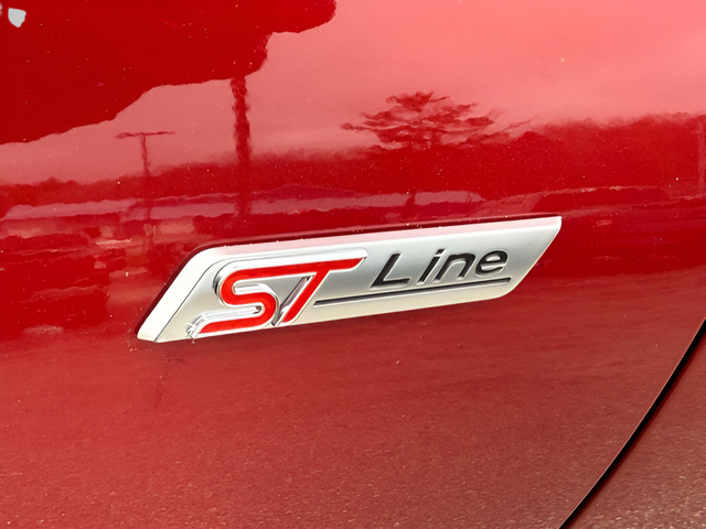 2025 Ford Escape ST-Line