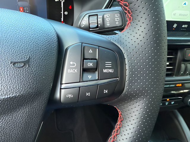 2025 Ford Escape ST-Line