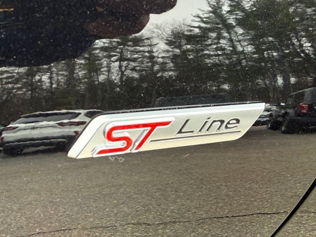 2025 Ford Escape ST-Line Select