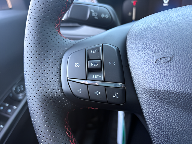 2026 Ford Escape Hybrid ST-Line Select
