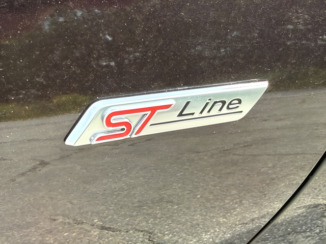 2023 Ford Escape ST-Line Elite