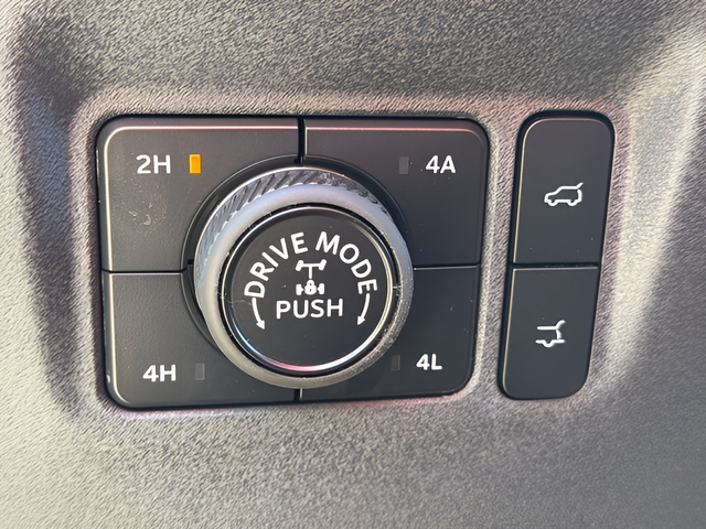 2025 Ford Expedition Tremor