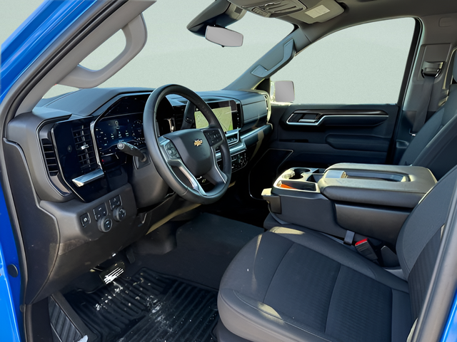 2025 Chevrolet Silverado 1500 LT LT1