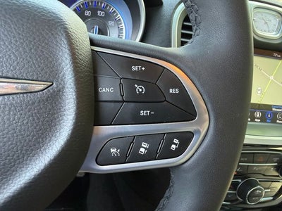 2023 Chrysler 300 Touring