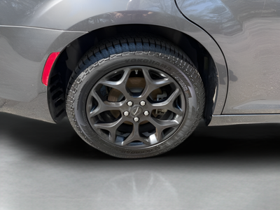 2023 Chrysler 300 Touring