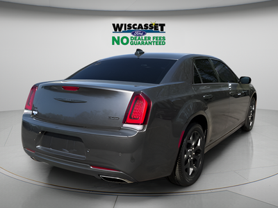 2023 Chrysler 300 Touring