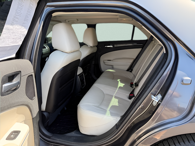 2023 Chrysler 300 Touring