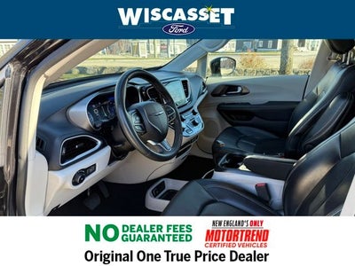 2024 Chrysler Pacifica Touring L