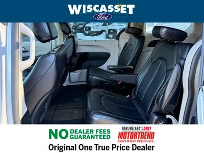 2024 Chrysler Pacifica Touring L