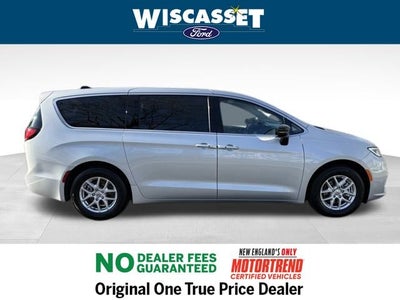 2024 Chrysler Pacifica Touring L