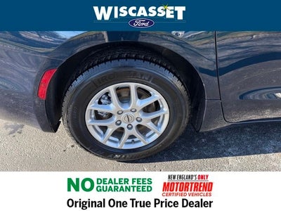 2024 Chrysler Pacifica Touring L