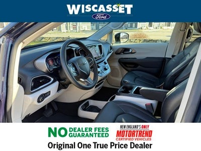 2024 Chrysler Pacifica Touring L