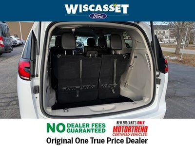 2024 Chrysler Pacifica Touring L