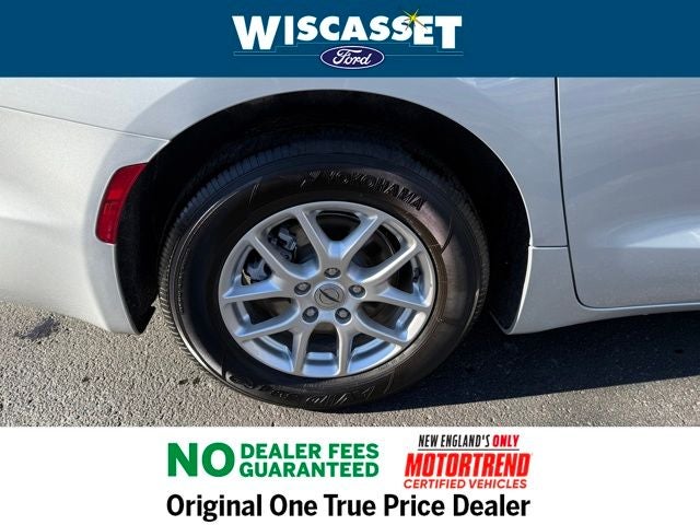 2024 Chrysler Pacifica Touring L