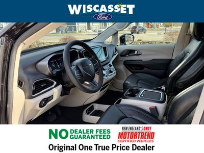 2024 Chrysler Pacifica Touring L