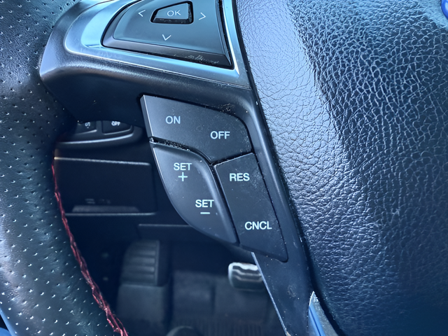 2022 Ford Edge ST Line