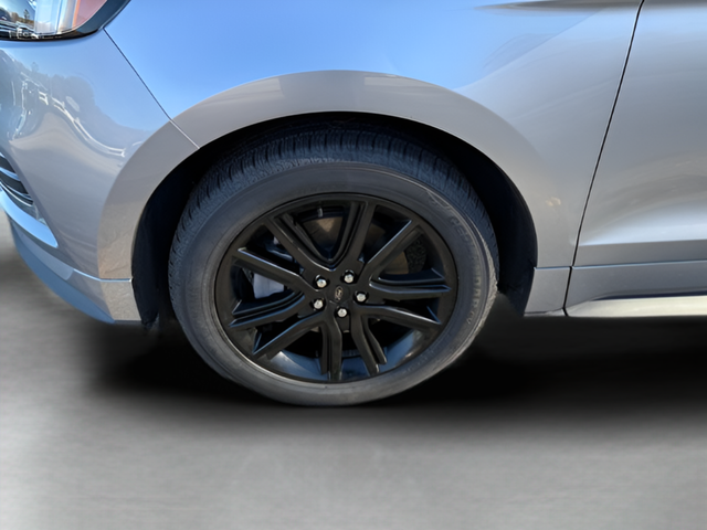 2022 Ford Edge ST Line