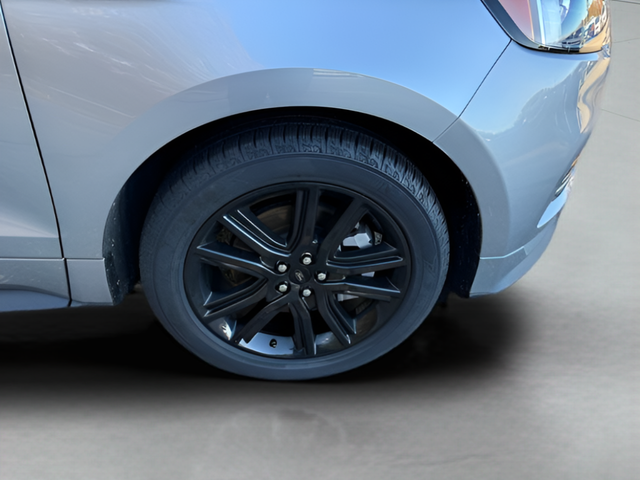 2022 Ford Edge ST Line