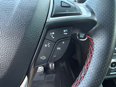 2022 Ford Edge ST Line