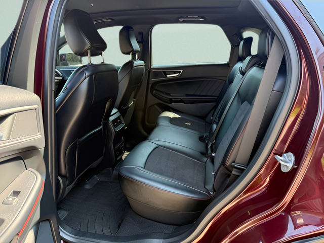 2022 Ford Edge ST Line