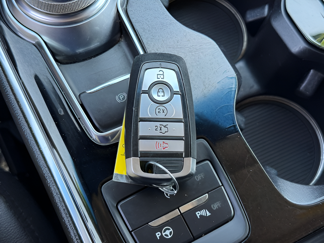 2019 Ford Edge Titanium