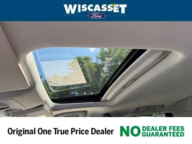 2025 Ford Maverick Lobo Standard