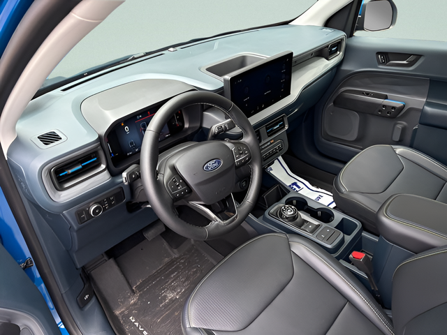2025 Ford Maverick Lobo Standard
