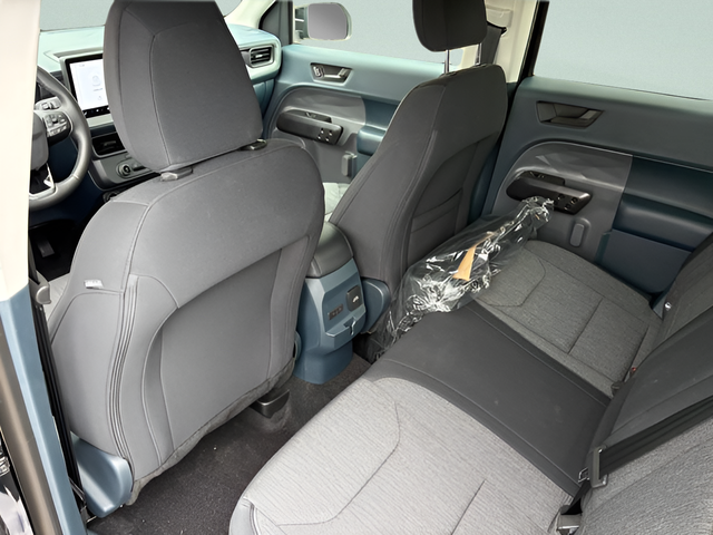 2025 Ford Maverick XLT - Photo 8