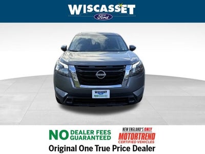 2024 Nissan Pathfinder SV