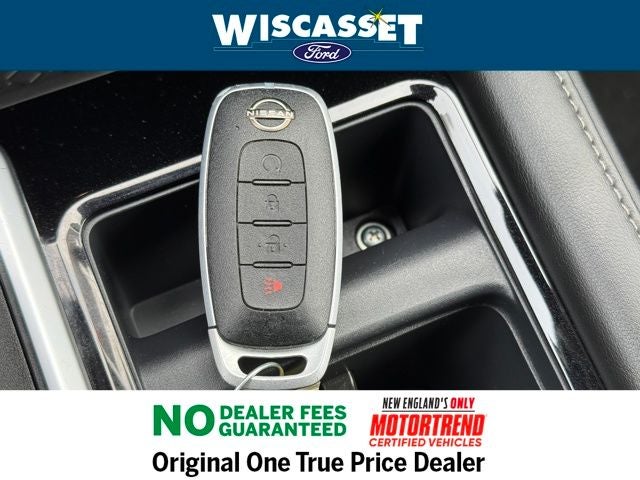 2024 Nissan Pathfinder SV