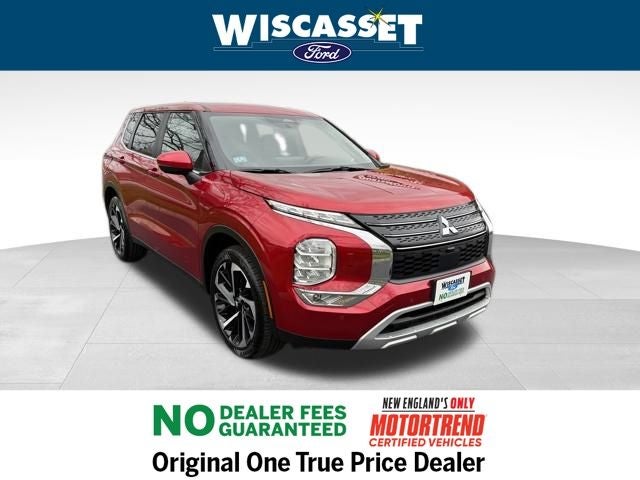 2024 Mitsubishi Outlander Base