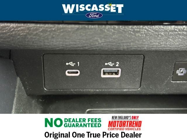 2024 Mitsubishi Outlander Base