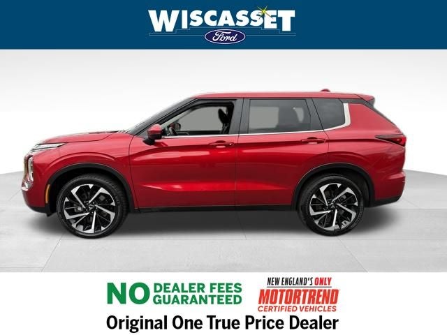 2024 Mitsubishi Outlander Base