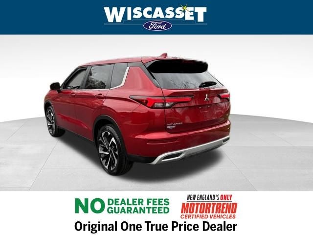 2024 Mitsubishi Outlander Base