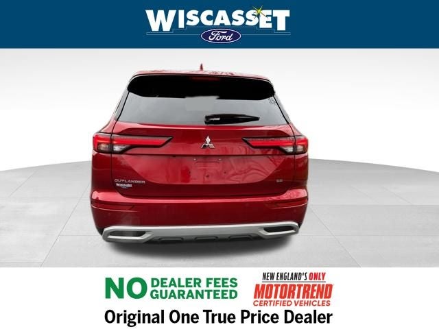 2024 Mitsubishi Outlander Base