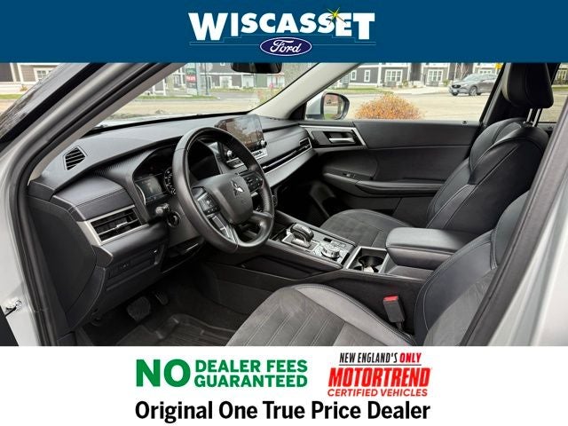 2024 Mitsubishi Outlander SE