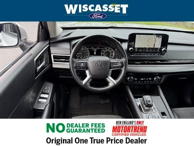 2024 Mitsubishi Outlander SE