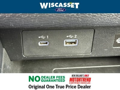 2024 Mitsubishi Outlander Base