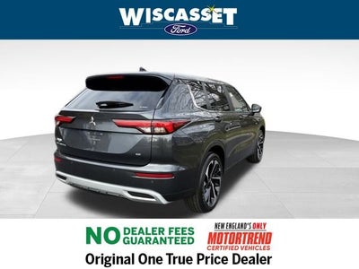 2024 Mitsubishi Outlander Base