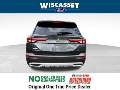 2024 Mitsubishi Outlander Base