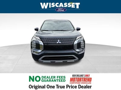 2024 Mitsubishi Outlander Base