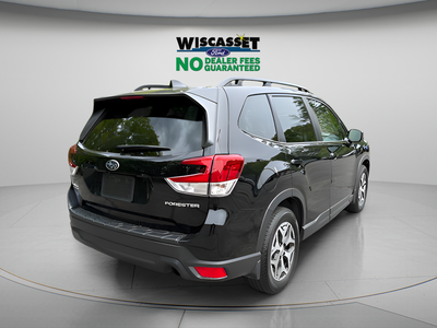 2024 Subaru Forester Premium
