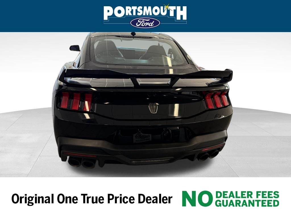 2025 Ford Mustang Dark Horse