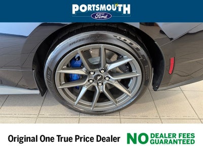 2025 Ford Mustang Dark Horse