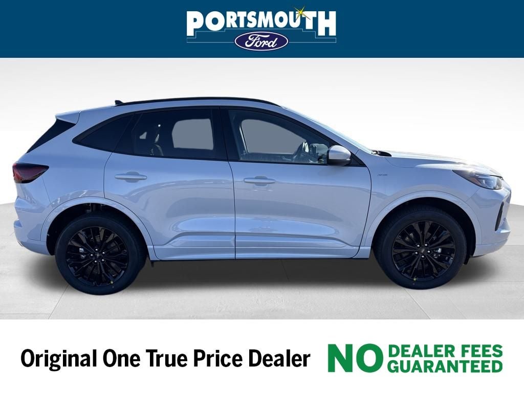 2026 Ford Escape ST-Line Elite