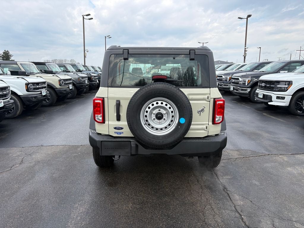 2025 Ford Bronco Base