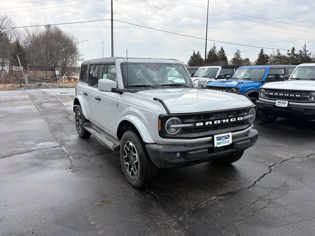 2026 Ford Bronco Outer Banks